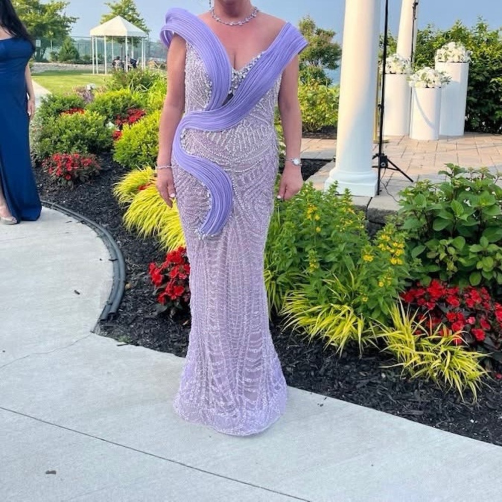 Mimoza Kadriaj brand new gorgeous dress!